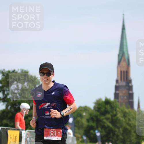 22.06.2025 - Viking Triathlon H.Heesch http://msf.ph/oto/8090186 22.06.2025 12:59:12 Laufen 631 meine-sportfotos.de