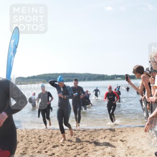 22.06.2025 - Viking Triathlon MichiJ http://msf.ph/oto/8090195 22.06.2025 10:37:47 Schwimmen 163, 177, 245, 335, 396, 411, 433, 506, 614, 619, 639, 645 meine-sportfotos.de