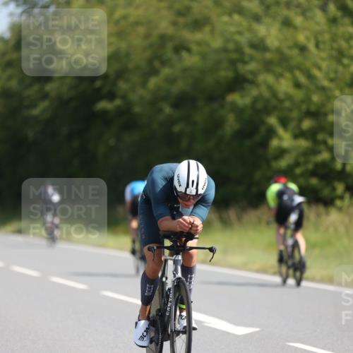 22.06.2025 - Viking Triathlon Yannick Fuchs http://msf.ph/oto/8090203 22.06.2025 11:06:43 Radfahren 10, 41, 54, 81, 181, 194, 275, 505, 538, 624, 625 meine-sportfotos.de