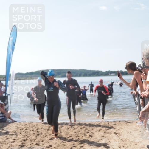 22.06.2025 - Viking Triathlon MichiJ http://msf.ph/oto/8090204 22.06.2025 10:37:47 Schwimmen 163, 177, 245, 335, 396, 411, 433, 506, 614, 619, 639, 645 meine-sportfotos.de