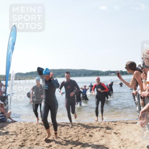 22.06.2025 - Viking Triathlon MichiJ http://msf.ph/oto/8090211 22.06.2025 10:37:47 Schwimmen 163, 177, 245, 335, 396, 411, 433, 506, 614, 619, 639, 645 meine-sportfotos.de