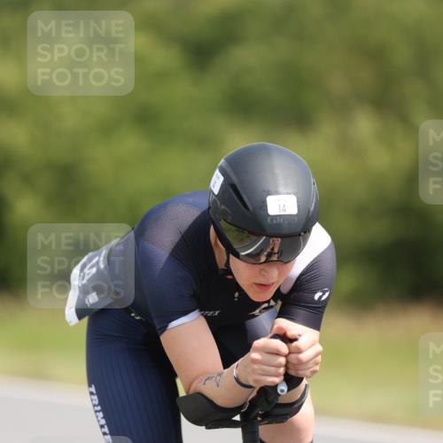 22.06.2025 - Viking Triathlon Yannick Fuchs http://msf.ph/oto/8090223 22.06.2025 11:51:03 Radfahren 14, 41, 324, 358, 440, 655 meine-sportfotos.de