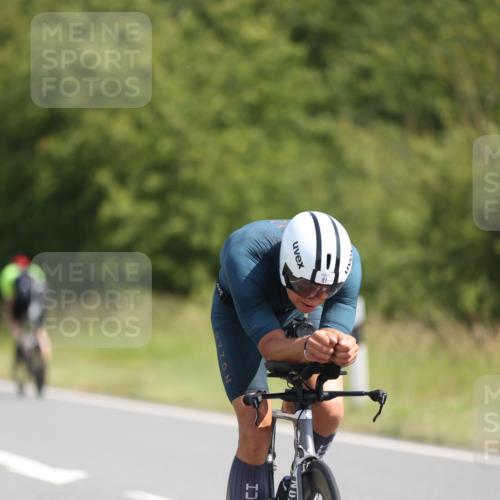 22.06.2025 - Viking Triathlon Yannick Fuchs http://msf.ph/oto/8090224 22.06.2025 11:06:43 Radfahren 10, 41, 54, 81, 181, 194, 275, 505, 538, 624, 625 meine-sportfotos.de