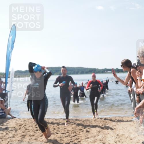22.06.2025 - Viking Triathlon MichiJ http://msf.ph/oto/8090227 22.06.2025 10:37:48 Schwimmen 146, 163, 177, 245, 335, 396, 411, 433, 506, 614, 619, 645 meine-sportfotos.de
