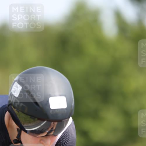 22.06.2025 - Viking Triathlon Yannick Fuchs http://msf.ph/oto/8090244 22.06.2025 11:51:03 Radfahren 14, 41, 324, 358, 440, 655 meine-sportfotos.de