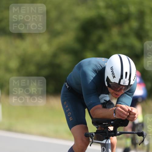 22.06.2025 - Viking Triathlon Yannick Fuchs http://msf.ph/oto/8090246 22.06.2025 11:06:44 Radfahren 10, 41, 54, 81, 181, 194, 238, 275, 505, 538, 624, 625 meine-sportfotos.de
