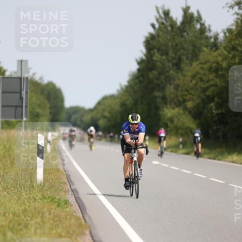 22.06.2025 - Viking Triathlon Yannick Fuchs http://msf.ph/oto/8090259 22.06.2025 11:51:12 Radfahren 236, 241, 324 meine-sportfotos.de