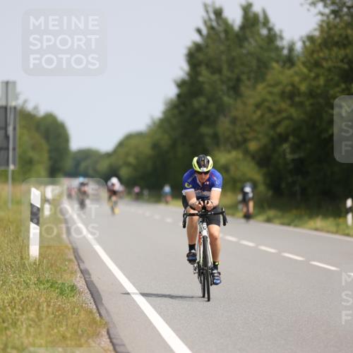 22.06.2025 - Viking Triathlon Yannick Fuchs http://msf.ph/oto/8090269 22.06.2025 11:51:13 Radfahren 99, 236, 241, 324 meine-sportfotos.de