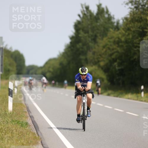 22.06.2025 - Viking Triathlon Yannick Fuchs http://msf.ph/oto/8090273 22.06.2025 11:51:13 Radfahren 99, 236, 241, 324 meine-sportfotos.de