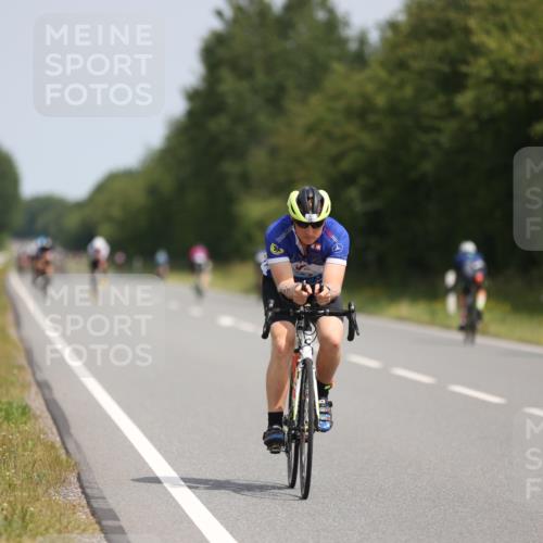 22.06.2025 - Viking Triathlon Yannick Fuchs http://msf.ph/oto/8090296 22.06.2025 11:51:14 Radfahren 99, 236, 241, 310, 324, 651 meine-sportfotos.de