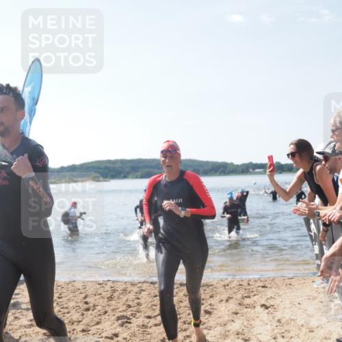 22.06.2025 - Viking Triathlon MichiJ http://msf.ph/oto/8090299 22.06.2025 10:37:49 Schwimmen 146, 177, 245, 335, 396, 411, 433, 506, 614, 619, 645 meine-sportfotos.de