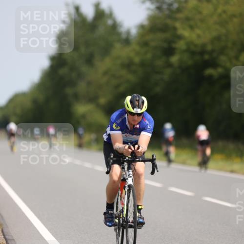 22.06.2025 - Viking Triathlon Yannick Fuchs http://msf.ph/oto/8090300 22.06.2025 11:51:15 Radfahren 99, 236, 241, 310, 324, 651 meine-sportfotos.de