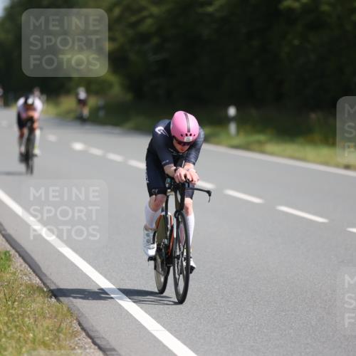 22.06.2025 - Viking Triathlon Yannick Fuchs http://msf.ph/oto/8090306 22.06.2025 11:07:18 Radfahren 122, 358, 414, 526, 544, 617, 638 meine-sportfotos.de