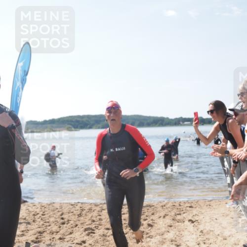 22.06.2025 - Viking Triathlon MichiJ http://msf.ph/oto/8090307 22.06.2025 10:37:49 Schwimmen 146, 177, 245, 335, 396, 411, 433, 506, 614, 619, 645 meine-sportfotos.de