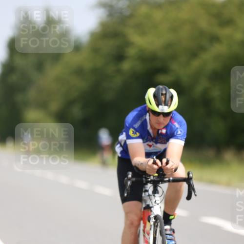 22.06.2025 - Viking Triathlon Yannick Fuchs http://msf.ph/oto/8090319 22.06.2025 11:51:15 Radfahren 99, 236, 241, 310, 324, 651 meine-sportfotos.de