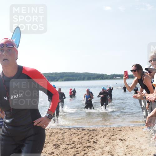 22.06.2025 - Viking Triathlon MichiJ http://msf.ph/oto/8090335 22.06.2025 10:37:50 Schwimmen 146, 245, 335, 396, 411, 433, 506, 614, 619, 645 meine-sportfotos.de