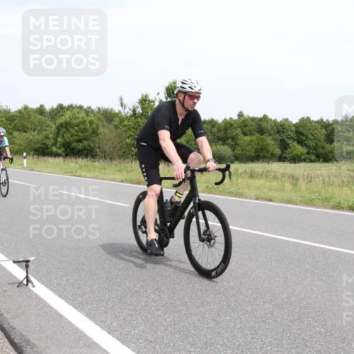 22.06.2025 - Viking Triathlon Yannick Fuchs http://msf.ph/oto/8090359 22.06.2025 13:25:26 Radfahren 16, 51, 123, 346, 481 meine-sportfotos.de