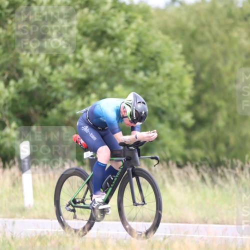 22.06.2025 - Viking Triathlon Yannick Fuchs http://msf.ph/oto/8090373 22.06.2025 13:25:10 Radfahren 24, 363 meine-sportfotos.de
