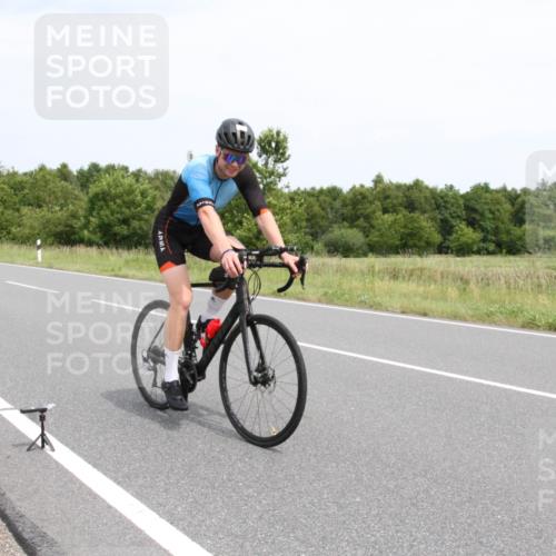 22.06.2025 - Viking Triathlon Yannick Fuchs http://msf.ph/oto/8090404 22.06.2025 13:25:34 Radfahren 121, 234, 346 meine-sportfotos.de
