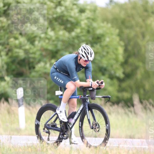 22.06.2025 - Viking Triathlon Yannick Fuchs http://msf.ph/oto/8090446 22.06.2025 13:25:13 Radfahren 16, 24, 363 meine-sportfotos.de