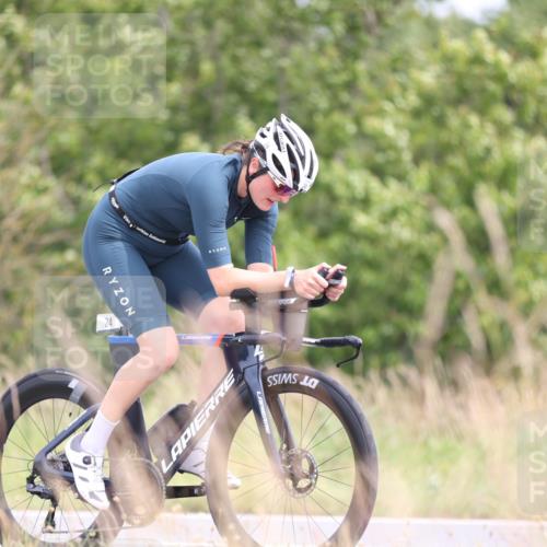 22.06.2025 - Viking Triathlon Yannick Fuchs http://msf.ph/oto/8090461 22.06.2025 13:25:14 Radfahren 16, 24, 363 meine-sportfotos.de