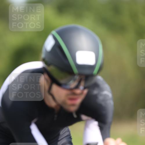 22.06.2025 - Viking Triathlon Yannick Fuchs http://msf.ph/oto/8090480 22.06.2025 11:51:24 Radfahren 99, 131, 310, 419, 538, 651 meine-sportfotos.de