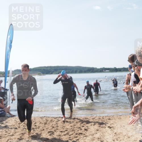 22.06.2025 - Viking Triathlon MichiJ http://msf.ph/oto/8090539 22.06.2025 10:37:54 Schwimmen 146, 179, 335, 396, 411, 433, 619, 645 meine-sportfotos.de
