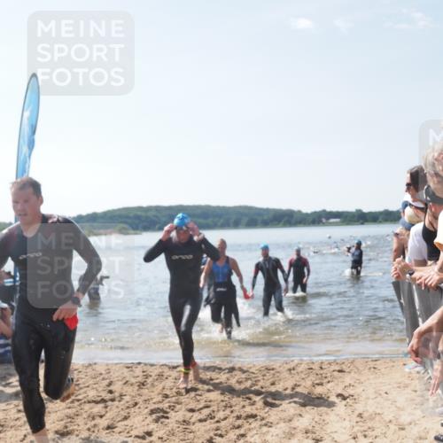 22.06.2025 - Viking Triathlon MichiJ http://msf.ph/oto/8090553 22.06.2025 10:37:54 Schwimmen 146, 179, 335, 396, 411, 433, 619, 645 meine-sportfotos.de