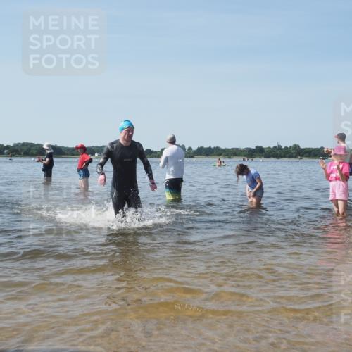 22.06.2025 - Viking Triathlon KatJ http://msf.ph/oto/8090555 22.06.2025 10:26:22 Schwimmen 9, 526 meine-sportfotos.de