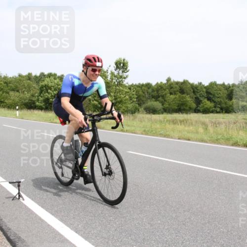 22.06.2025 - Viking Triathlon Yannick Fuchs http://msf.ph/oto/8090558 22.06.2025 13:26:21 Radfahren 422, 496, 542 meine-sportfotos.de