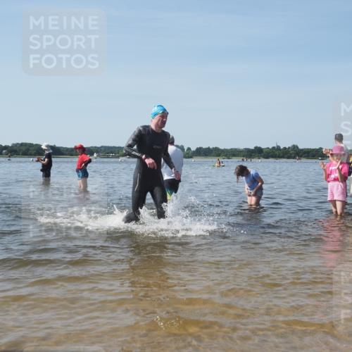 22.06.2025 - Viking Triathlon KatJ http://msf.ph/oto/8090564 22.06.2025 10:26:23 Schwimmen 9, 526 meine-sportfotos.de
