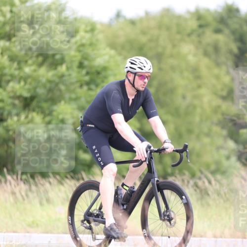 22.06.2025 - Viking Triathlon Yannick Fuchs http://msf.ph/oto/8090571 22.06.2025 13:25:24 Radfahren 16, 51, 121, 123, 346, 481 meine-sportfotos.de
