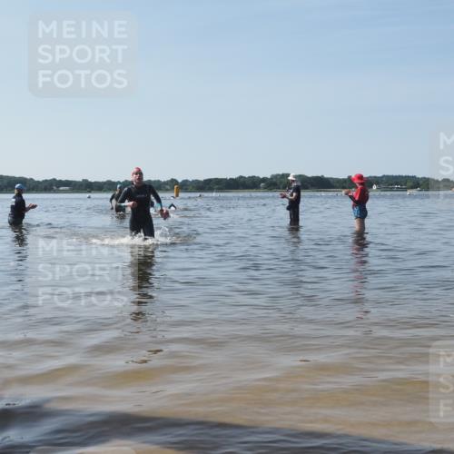 22.06.2025 - Viking Triathlon KatJ http://msf.ph/oto/8090586 22.06.2025 10:26:51 Schwimmen 145, 288, 610, 661 meine-sportfotos.de