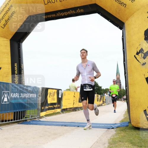 22.06.2025 - Viking Triathlon H.Heesch http://msf.ph/oto/8090631 22.06.2025 13:40:26 Laufen 435, 654, 661 meine-sportfotos.de