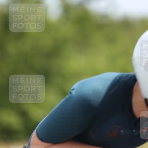 22.06.2025 - Viking Triathlon Yannick Fuchs http://msf.ph/oto/8090650 22.06.2025 11:51:44 Radfahren 152, 165, 251, 498, 614 meine-sportfotos.de