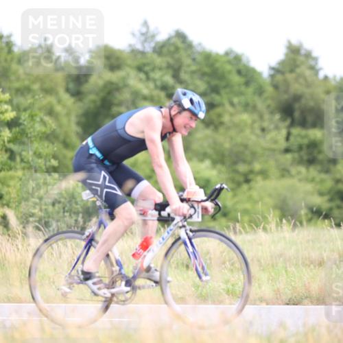 22.06.2025 - Viking Triathlon Yannick Fuchs http://msf.ph/oto/8090655 22.06.2025 13:25:29 Radfahren 51, 121, 123, 234, 346, 481 meine-sportfotos.de