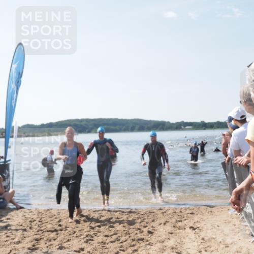 22.06.2025 - Viking Triathlon MichiJ http://msf.ph/oto/8090698 22.06.2025 10:37:56 Schwimmen 146, 179, 335, 396, 411, 433, 619 meine-sportfotos.de
