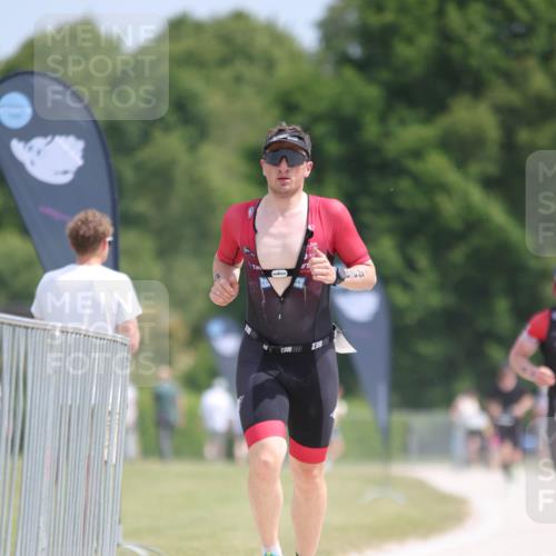 22.06.2025 - Viking Triathlon H.Heesch http://msf.ph/oto/8090700 22.06.2025 13:00:38 Laufen 8, 429 meine-sportfotos.de