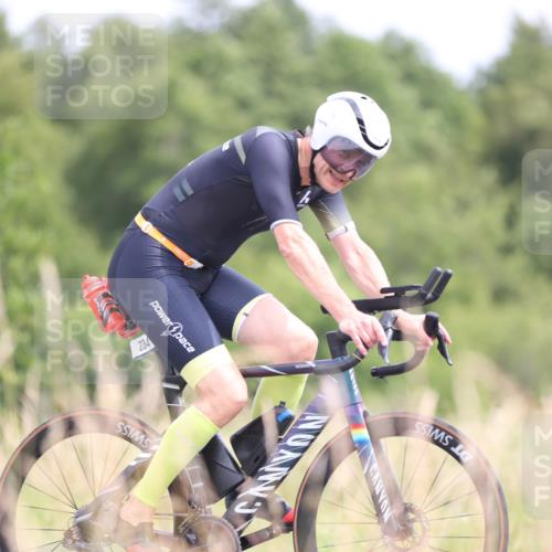22.06.2025 - Viking Triathlon Yannick Fuchs http://msf.ph/oto/8090771 22.06.2025 13:25:37 Radfahren 121, 234, 362 meine-sportfotos.de