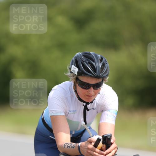 22.06.2025 - Viking Triathlon Yannick Fuchs http://msf.ph/oto/8090777 22.06.2025 11:51:50 Radfahren 165, 251, 498, 614 meine-sportfotos.de