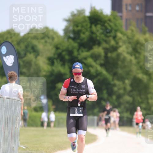 22.06.2025 - Viking Triathlon H.Heesch http://msf.ph/oto/8090799 22.06.2025 13:00:41 Laufen 8, 429 meine-sportfotos.de
