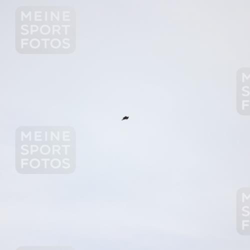 22.06.2025 - Viking Triathlon Yannick Fuchs http://msf.ph/oto/8090805 22.06.2025 13:25:41 Radfahren 234, 362 meine-sportfotos.de