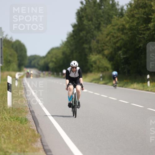22.06.2025 - Viking Triathlon Yannick Fuchs http://msf.ph/oto/8090812 22.06.2025 11:52:13 Radfahren 43, 44, 54, 79, 320, 335, 336, 361, 408, 431, 511, 521 meine-sportfotos.de