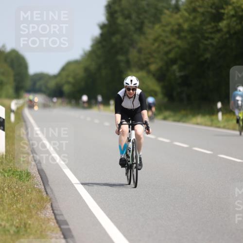 22.06.2025 - Viking Triathlon Yannick Fuchs http://msf.ph/oto/8090822 22.06.2025 11:52:14 Radfahren 43, 44, 54, 79, 320, 335, 361, 408, 431, 511, 521 meine-sportfotos.de