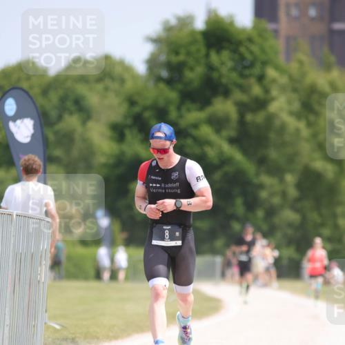 22.06.2025 - Viking Triathlon H.Heesch http://msf.ph/oto/8090828 22.06.2025 13:00:42 Laufen 8, 429 meine-sportfotos.de