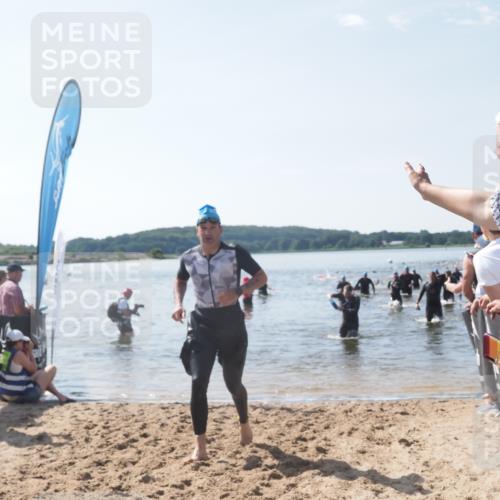22.06.2025 - Viking Triathlon MichiJ http://msf.ph/oto/8090833 22.06.2025 10:38:09 Schwimmen 61, 72, 89, 146, 179, 191, 209 meine-sportfotos.de