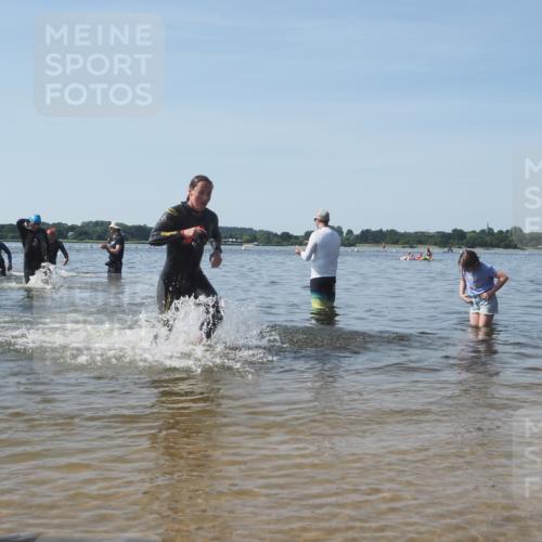 22.06.2025 - Viking Triathlon KatJ http://msf.ph/oto/8090834 22.06.2025 10:27:02 Schwimmen 52, 81, 145, 288, 623, 661 meine-sportfotos.de