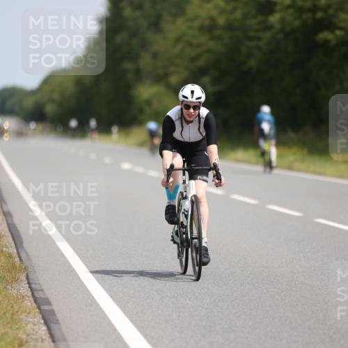 22.06.2025 - Viking Triathlon Yannick Fuchs http://msf.ph/oto/8090836 22.06.2025 11:52:15 Radfahren 43, 44, 54, 79, 320, 335, 361, 408, 431, 521 meine-sportfotos.de