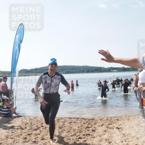 22.06.2025 - Viking Triathlon MichiJ http://msf.ph/oto/8090840 22.06.2025 10:38:09 Schwimmen 61, 72, 89, 146, 179, 191, 209 meine-sportfotos.de