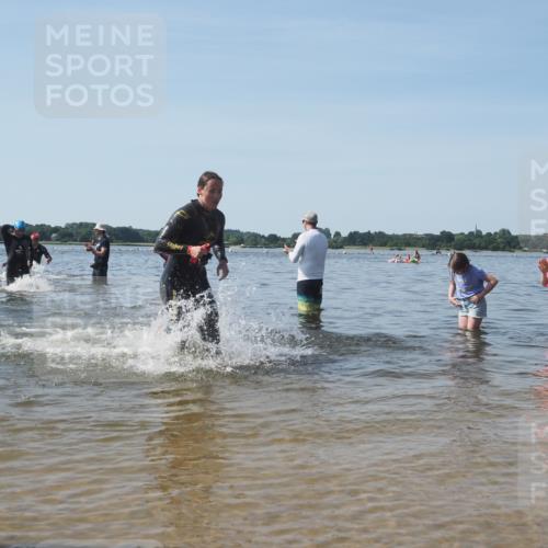 22.06.2025 - Viking Triathlon KatJ http://msf.ph/oto/8090847 22.06.2025 10:27:02 Schwimmen 52, 81, 145, 288, 623, 661 meine-sportfotos.de